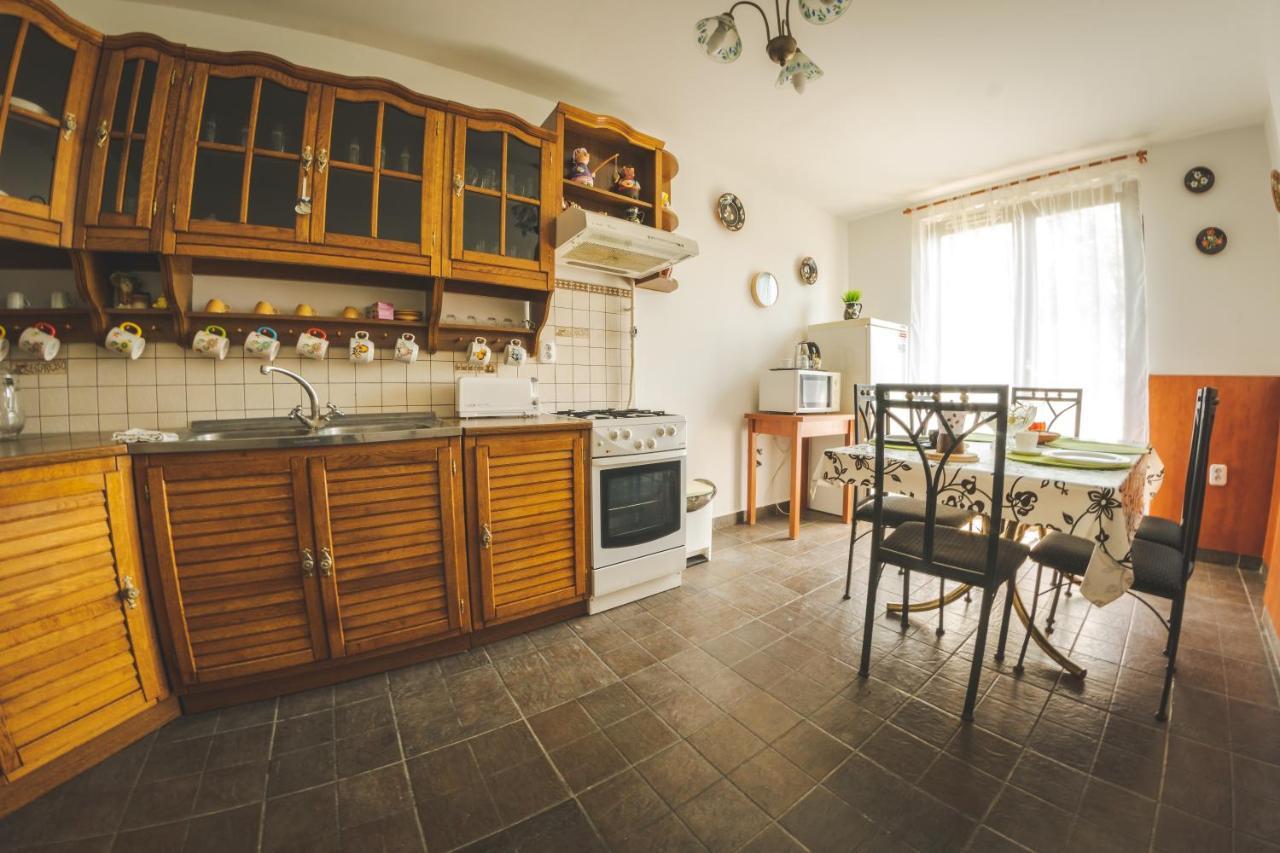 Linett Apartman Hajdúszoboszló Extérieur photo